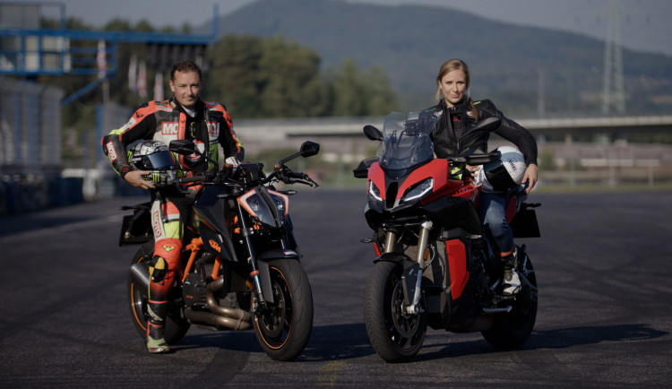 EDIT SEQ.00_00_23_06.Still033