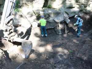 Pod hradbami v Bezručových sadech v Olomouci začala stavba vodopádu
