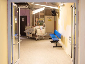 Centrální budova ve Fakultní nemocnice prochází úpravou