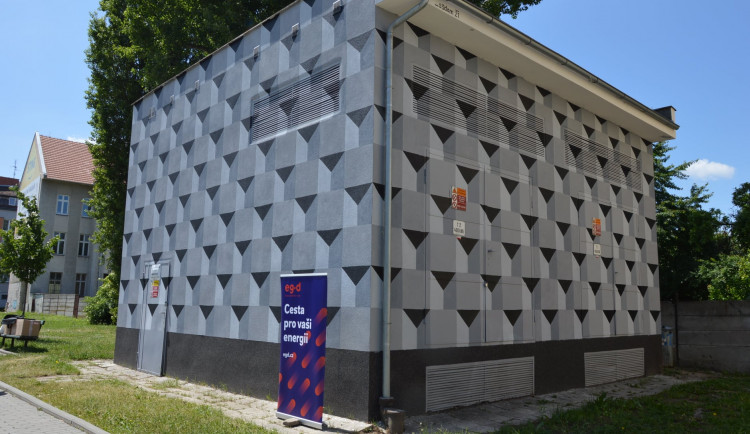 Středoškoláci z Prostějova se postarali o další barevnou trafostanici