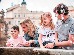 Svátky města Olomouce nabídnou Lunalón, obří světelný model Měsíce