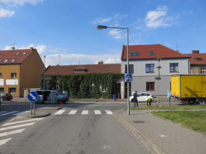 Policie hledá svědky nehody z Prostějova, při které žena zůstala zaklíněná pod koly nákladního vozu