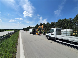 Uzavřená D35 způsobuje kilometrové kolony. Doprava kolabuje i v Přerově