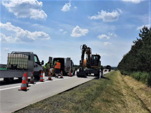 Uzavřená D35 způsobuje kilometrové kolony. Doprava kolabuje i v Přerově