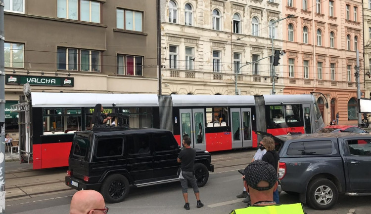 Ryan Gosling nebo Orlando Bloom. V Praze začínají opět točit zahraniční herci