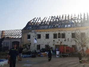 Hasiči ukončují po patnácti dnech obřad na jižní Moravě. Odpracovali stovky hodin