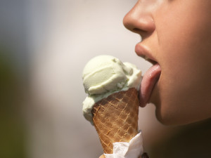 Každá třetí kontrola zmrzlin ukázala na nedostatky. Výrobci často zanedbávají hygienu