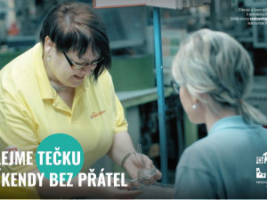 Robert do toho praštil, navýšil mzdy a má nové benefity!