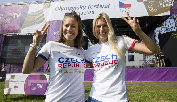 Olympijský festival v Praze začíná. Jako první dorazily Eva Samková a Andrea Hlaváčková
