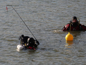 V oseckém Jadranu utonul muž. Potápěči našli tělo až po několika hodinách