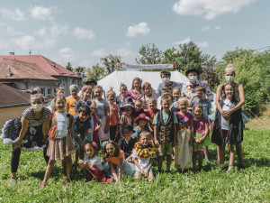 Velevážené publikum, račte dále! Do hospicu pro pozůstalé děti zavítal Cirkus Paciento