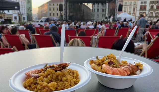 Festival Colores přitančil do Olomouce. Lidem nabídl kulinářský zážitek i tanec flamenco
