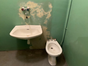 Přerovský kryt byl opět otevřen veřejnosti. Ukrývá masky i komunistické umývárny