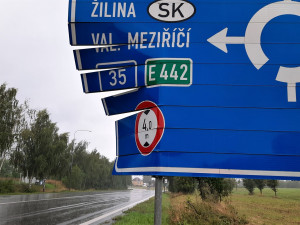Dopravní značení u únikové zóny pod mohelnickým kopcem se dočká obnovy
