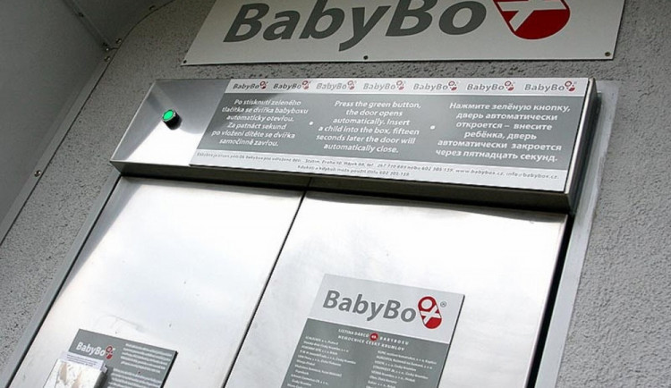 Do babyboxu v prostějovské nemocnice někdo odložil novorozenou holčičku
