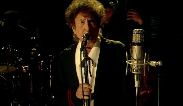 635x285-1477742472-bob-dylan