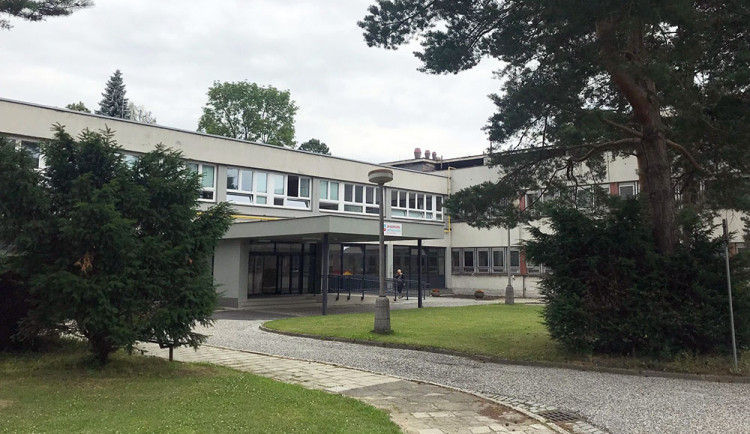 V jesenické nemocnici je nonstop k dispozici traumatologický sál i pro ošetření vážnějších poranění