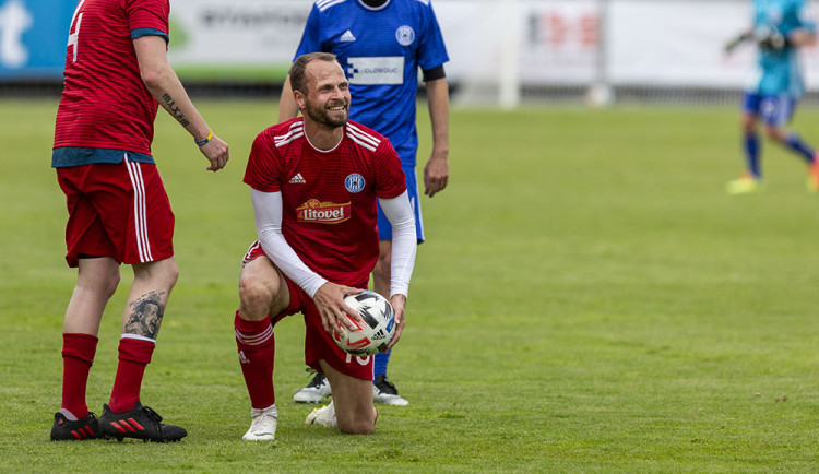 Legendy Sigmy vyzve v charitativním duelu Šmicer, Lavi i Přemek Forejt