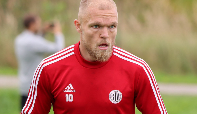 Van Buren se vrací do Budějovic. Přichází na roční hostování