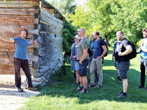 Areál Hanáckého muzea v Příkazích se rozrůstá o unikátní 500 let starou stodolu