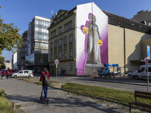 Dílo italského umělce Ozma má vyvolat diskuzi o umění ve veřejném prostoru