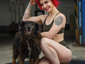 Snímky ze zákulisí focení plakátů Pole Dogs na pomoc psům z olomouckého útulku