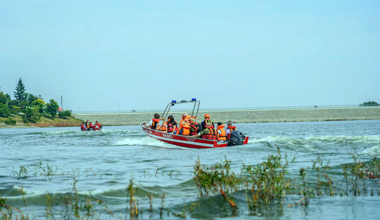 Hasiči a další složky IZS otestovali své dovednosti během cvičení Příval 2021