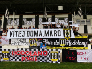 Hodolanští fanoušci si pro hvězdnou posilu připravili přivítání