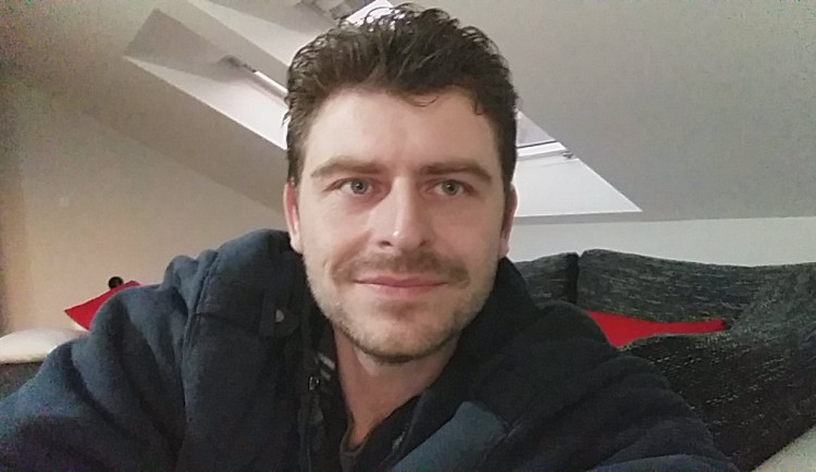 Pár hodin vašeho času může zachránit lidský život, říká dárce kostní dřeně