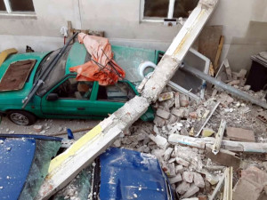 Výbuch v rodinném domě v Litovli způsobila neznámá látka, uvedla policie