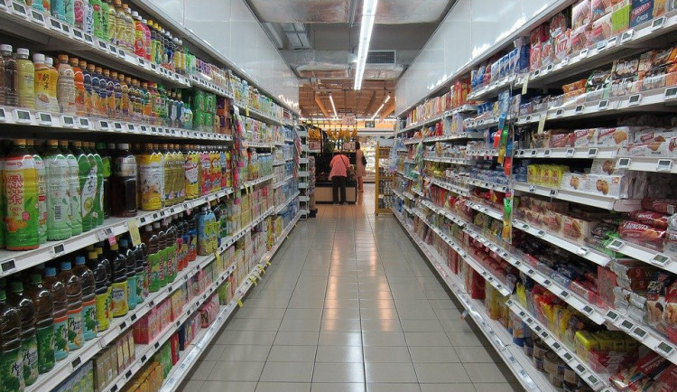 size3-16326367557606-241-velke-obchody-zustanou-v-utery-na-svatek-svateho-vaclava-zavrene