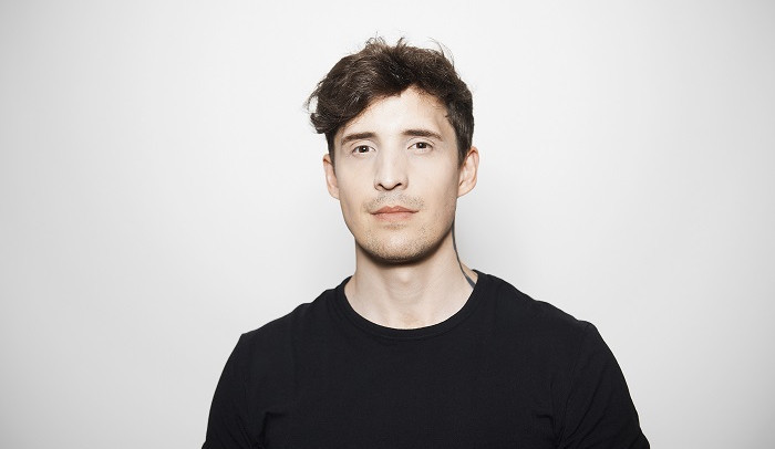 size3-16328525978075-2-nechci-menit-nici-nazor-dulezite-je-ukazat-mysleni-hosta-rika-cestmir-strakaty