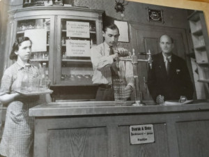 Po patnácti letech výtvarník vydal další knihu o prostějovských hostincích. Jsou v ní stovky dobových fotografií