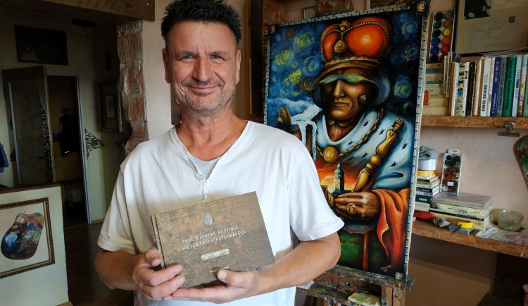 Nová kniha představuje prostějovské hostince na stovkách dobových fotografií