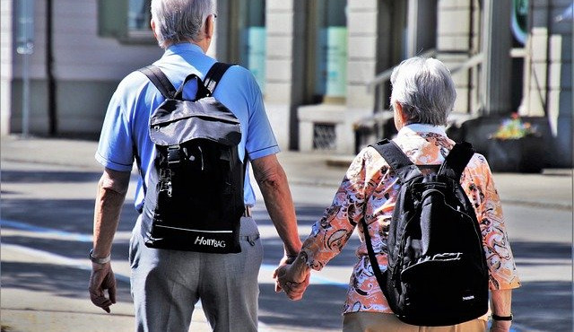 Mezinárodní den seniorů oslaví ve středu ve Foru. Připraven je kulturní i vzdělávací program