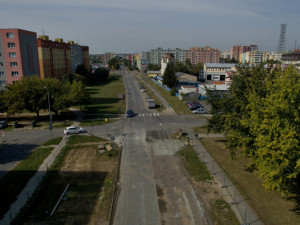 Stavba tramvajové trati na Nové Sady uzavře další ulice. U supermarketu vznikne provizorní parkoviště