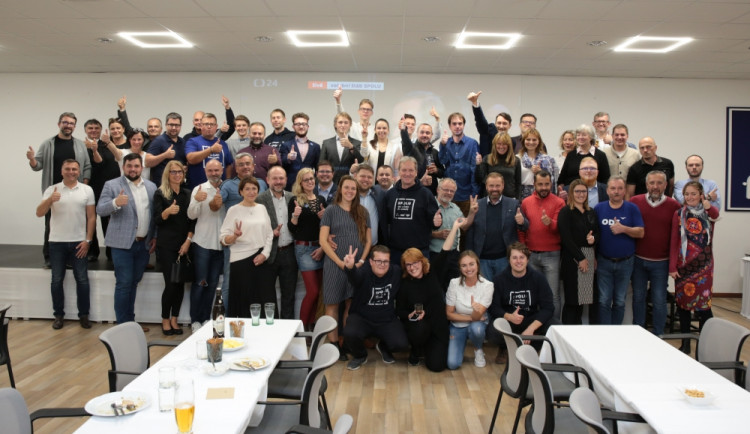 VOLBY 2021: V kraji jsou sečteny všechny hlasy. Vyhrálo ANO před koalicí SPOLU. Piráti předběhli SPD