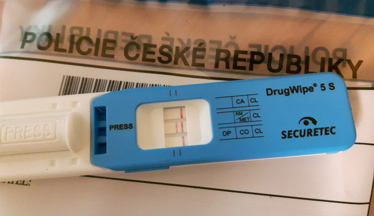 Rychlý jednorázový test Drugwipe -Ilustrační foto