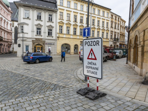 Nová trasa přes centrum Olomouce. Řidiče překvapila změna jednosměrek