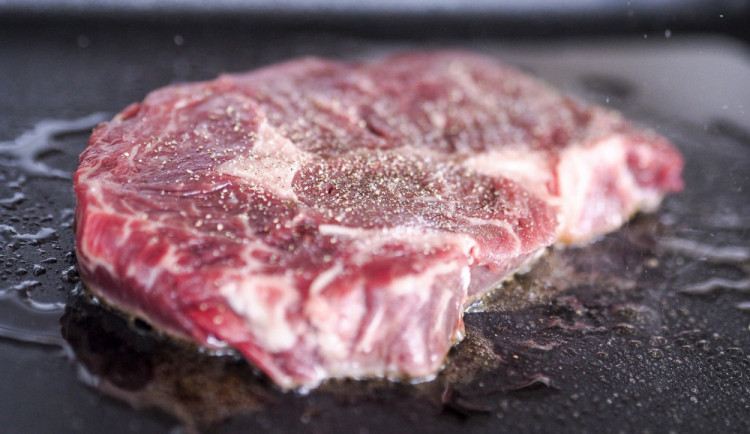 size3-15507296360824-139-steak-2568056-1920