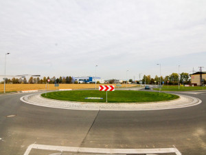 Nová okružní křižovatka v Mohelnici ulehčí dopravě na vytíženém obchvatu