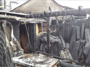 Zásah v podkroví domu komplikovalo velké množství uloženého sena a materiálu