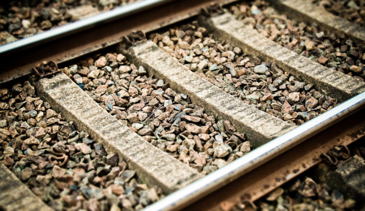 size3-15779637341298-124-size4-15459242035015-103-track-3849999-1280