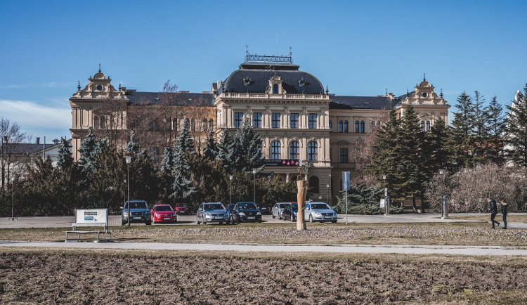 Podaří se po desítkách let najít ideální podobu Senovážného náměstí?