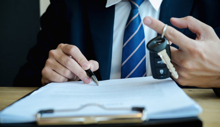 size3-16352716951705-139-prave-ted-je-idealni-cas-usporit-na-pojisteni-auta