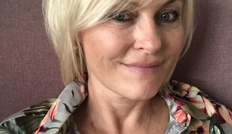 size3-16358584366329-139-covid-19-hodil-do-mediciny-vidle