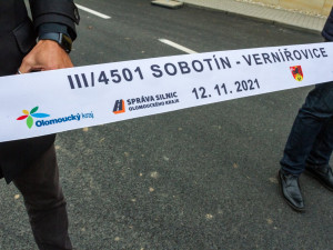 Obyvatelé Vernířovic se do Sobotína konečně dostanou po opravené silnici