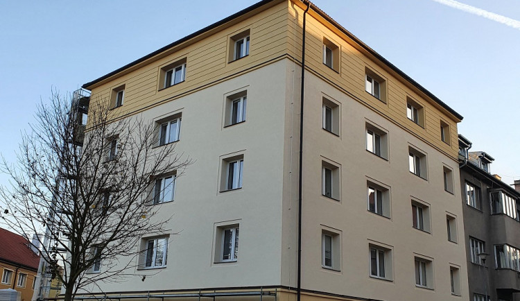 V Táboře používají při opravě domů materiál, který čistí vzduch