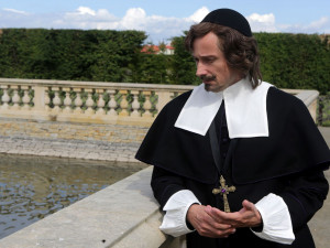 Zdíkův palác v Olomouci obsadili filmaři, natáčejí zde dokument o biskupovi