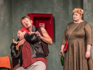 Moravské divadlo v Olomouci uvádí v Krobotově režii Zánik samoty Berhof